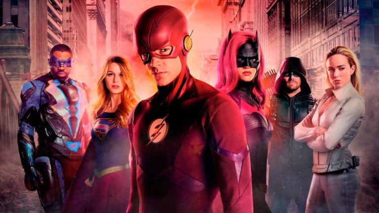Superman, Batwoman, Flash and more in the final trailer for Crisis in Infinite Lands