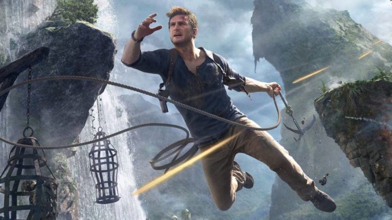 The Uncharted movie will begin filming in 4 weeks ... without a director