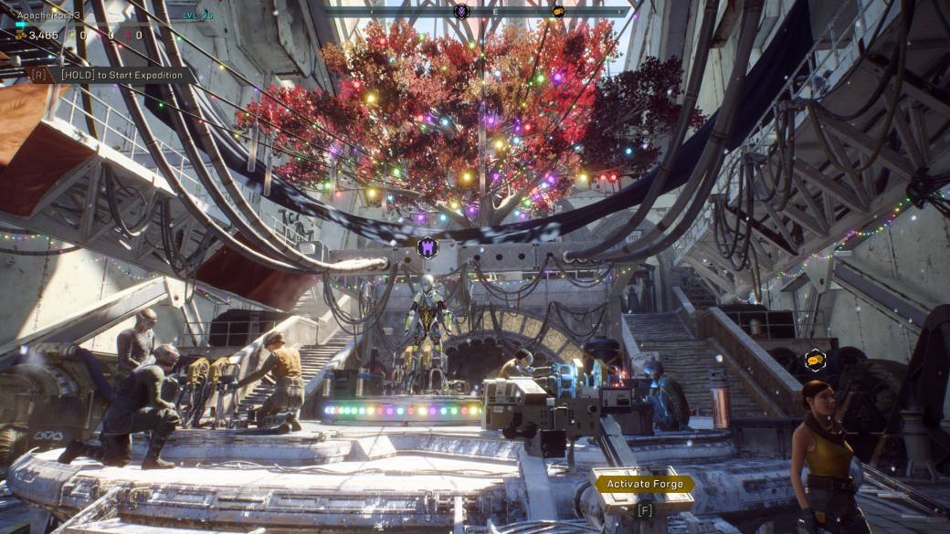 Anthem removes his Christmas decoration two months after the end of the holidays