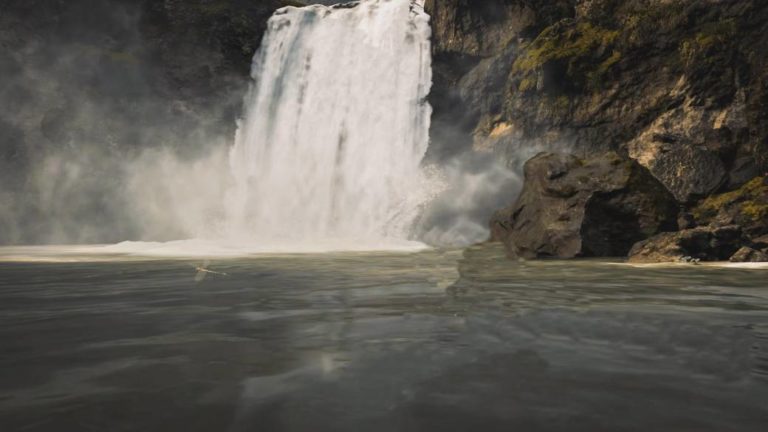 "Is there anything behind the waterfall?" a new viral success on Twitter