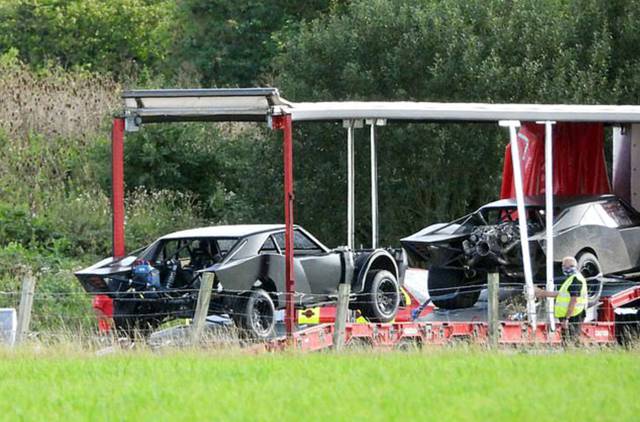 The Batman: new leaked images of the Batmobile on the set