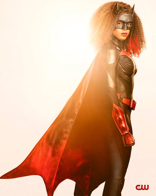 First images of Javicia Leslie's new Batwoman with her new bat-suit