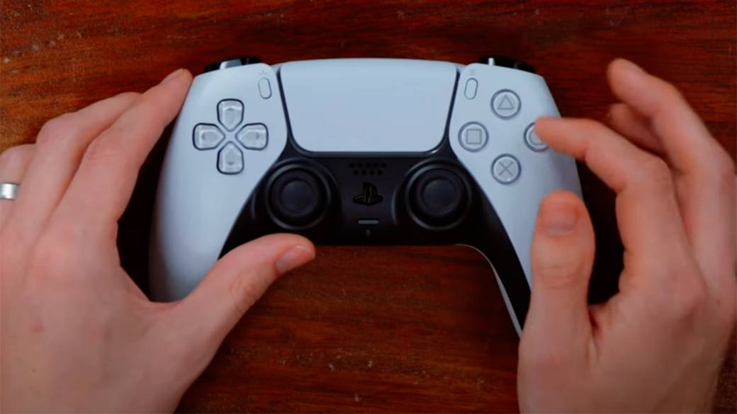 First unboxing of the DualSense in video: this is the PS5 controller inside