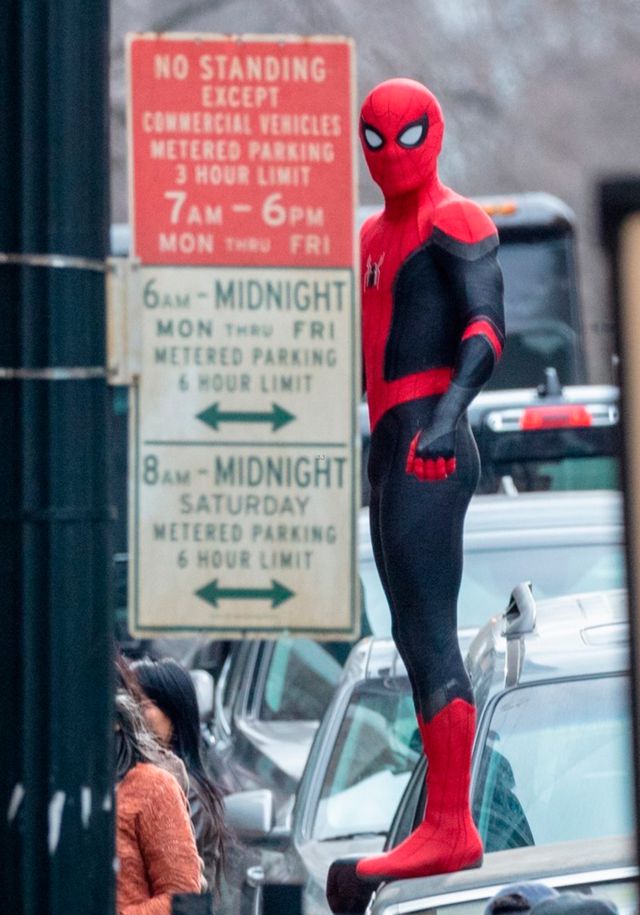 New images of Tom Holland with the Spidey suit on the set of Spider-Man 3