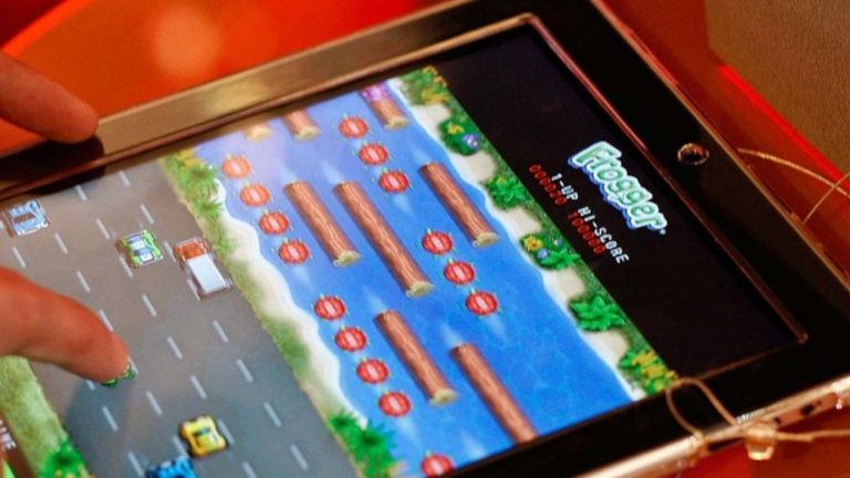 Konami develops a television contest based on the classic Frogger