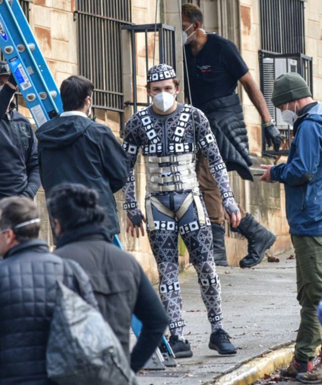 New photos from the filming of Spider-Man 3: Tom Holland will talk about the film on February 4
