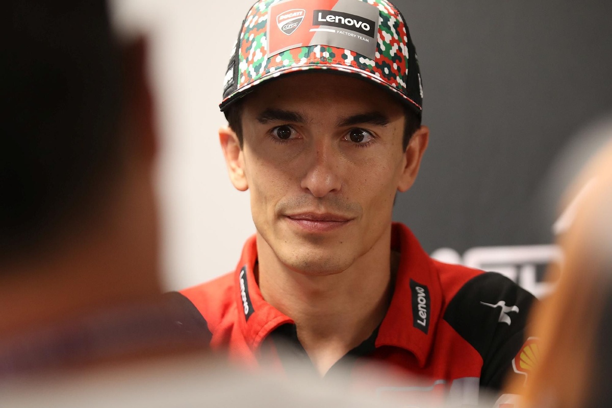 Marc Márquez Stunned as Alex Rins Crashes Out of Barcelona MotoGP