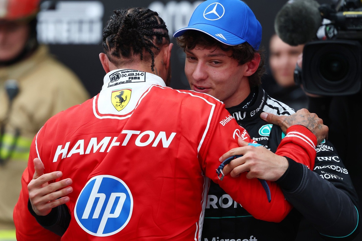 Kimi Antonelli draws Hamilton and Vettel comparisons after electrifying 2026 F1 debut