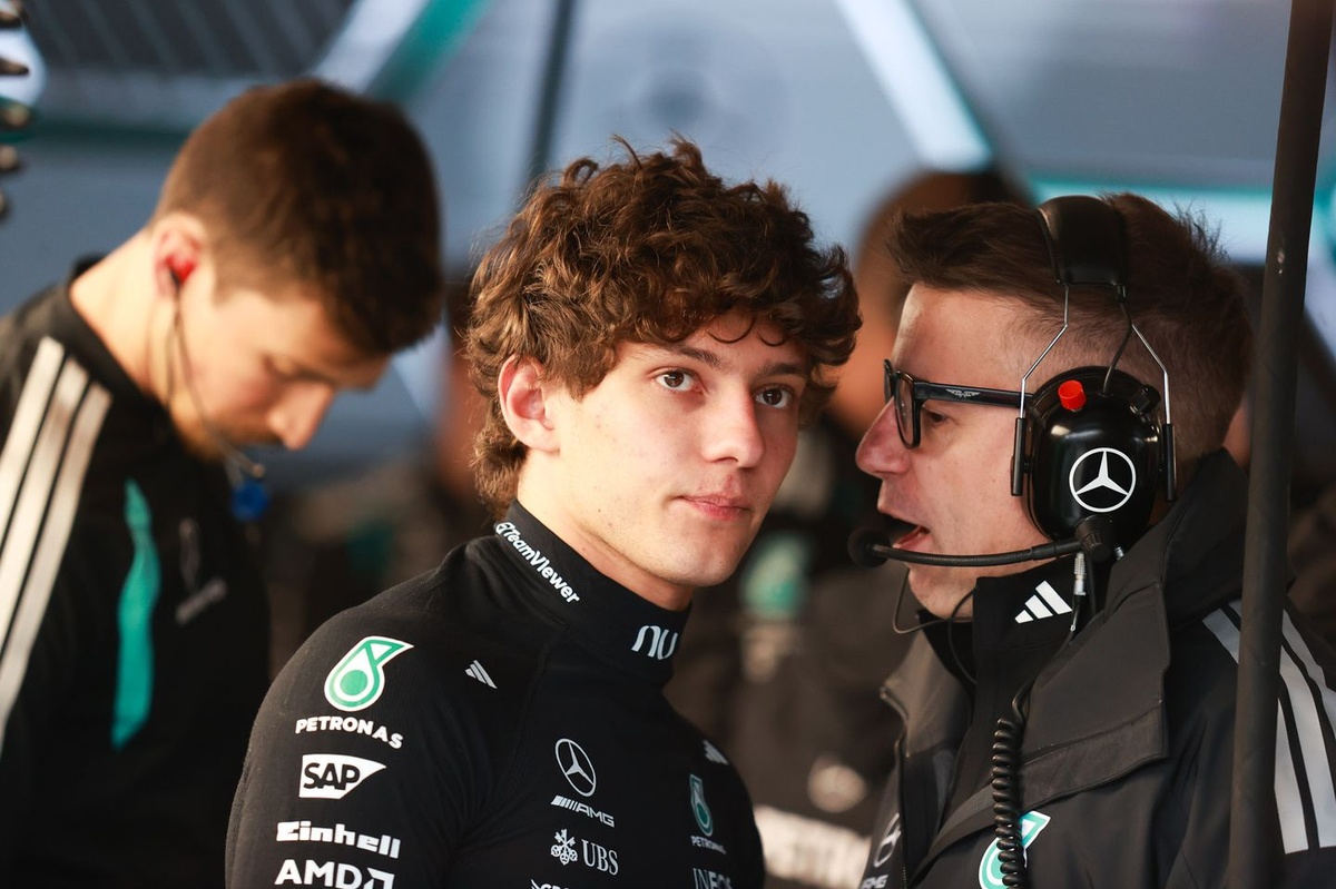 Martin Brundle: Kimi Antonelli Lucky to Have Bono & Toto Wolff’s Wisdom After Canada Sprint