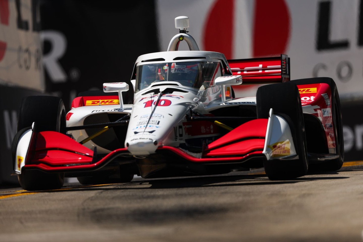 Detroit IndyCar GP: Alex Palou Takes Pole as Malukas and Schumacher Crash