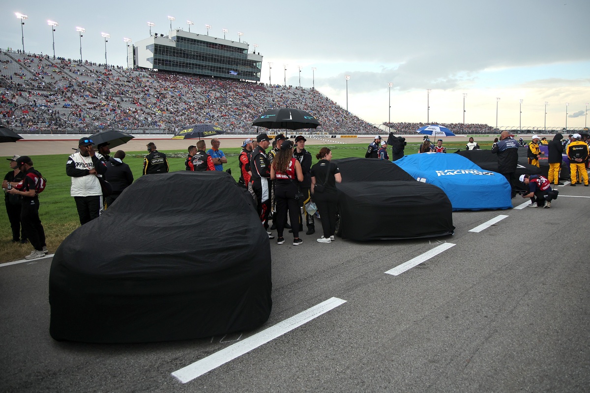 NASCAR Cup opener in Nashville postponed as brief rain showers stall the green flag