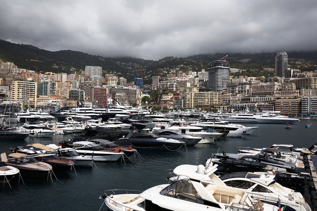 Audi F1 car and rare Koenigsegg hypercar craned onto $75million superyacht ahead of Monaco GP