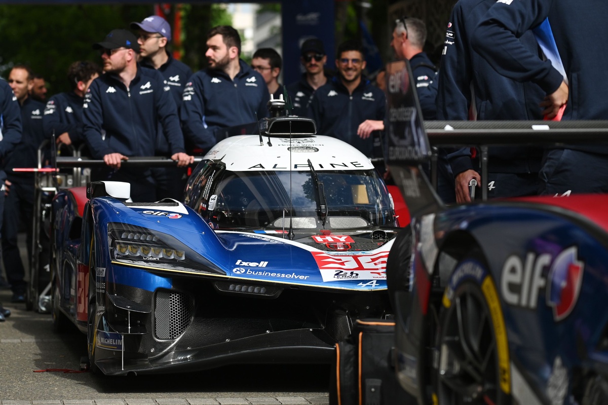 Alpine Hypercar: Battle to Secure Live Programme Beyond 2026