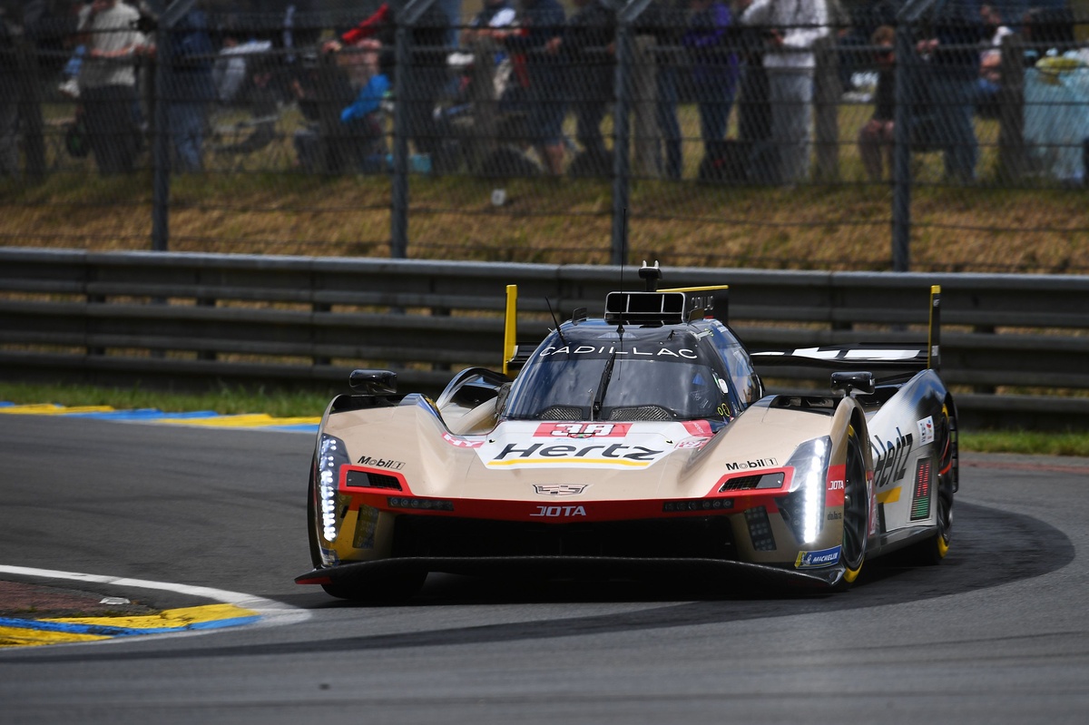 Le Mans 24h FP1: Cadillac Outsprints Rivals by a Mile, 1.7s Gap
