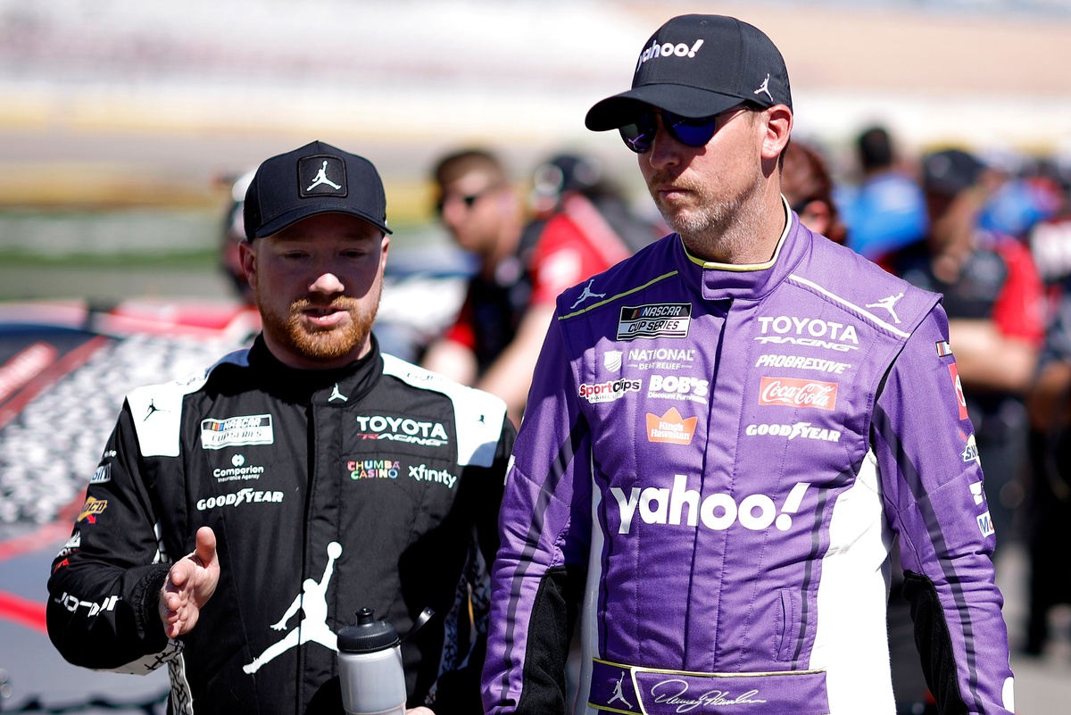 Can Denny Hamlin Overtake Tyler Reddick for the NASCAR Championship Lead?