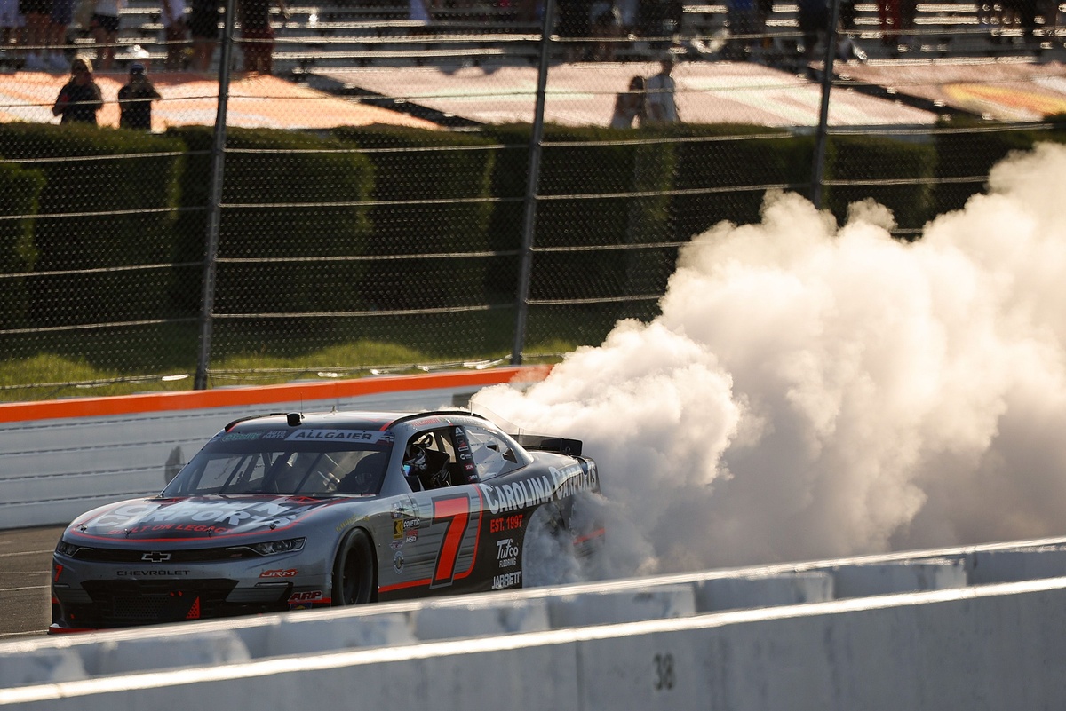 Justin Allgaier Clinches O’Reilly NASCAR Victory at Pocono, Beats Brent Crews