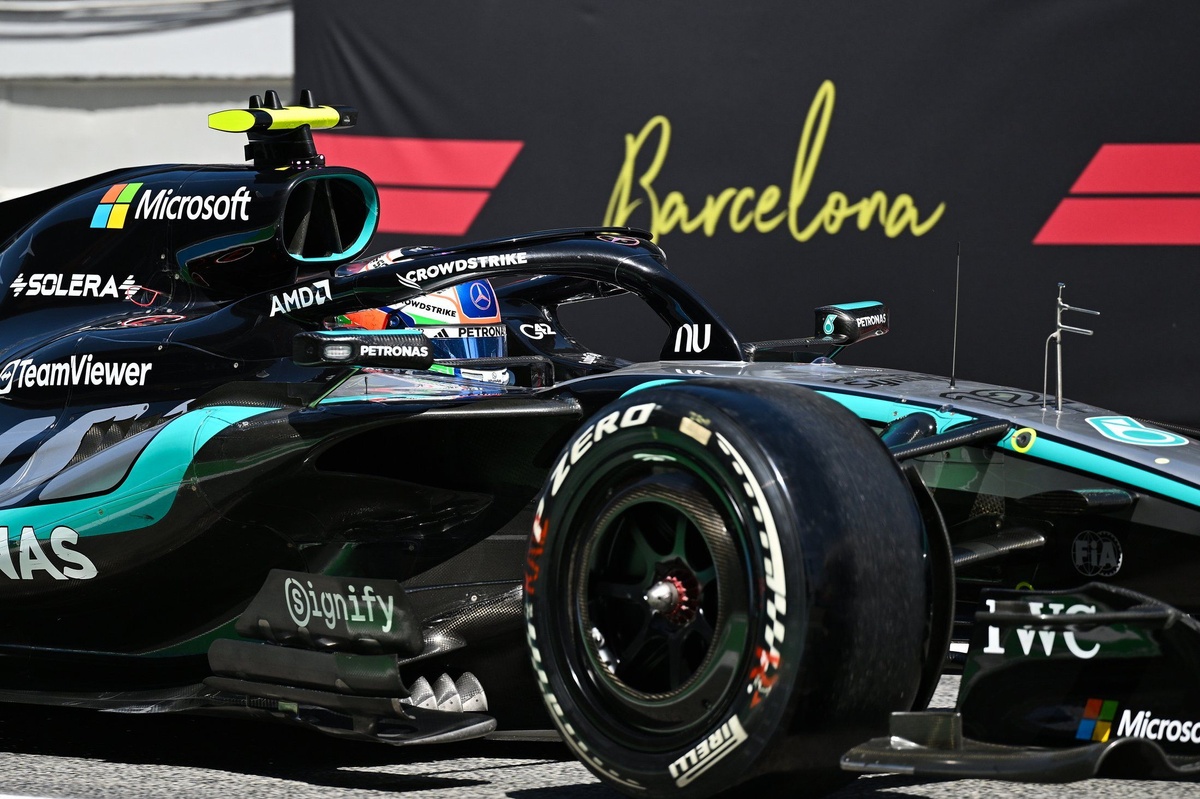 Kimi Antonelli’s Barcelona GP exit sparks Mercedes reliability worries