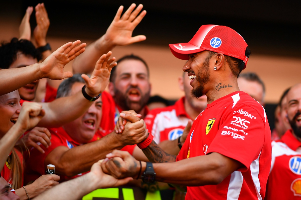 Lewis Hamilton’s First Ferrari Win Ignites Street‑Side Celebrations in Italy