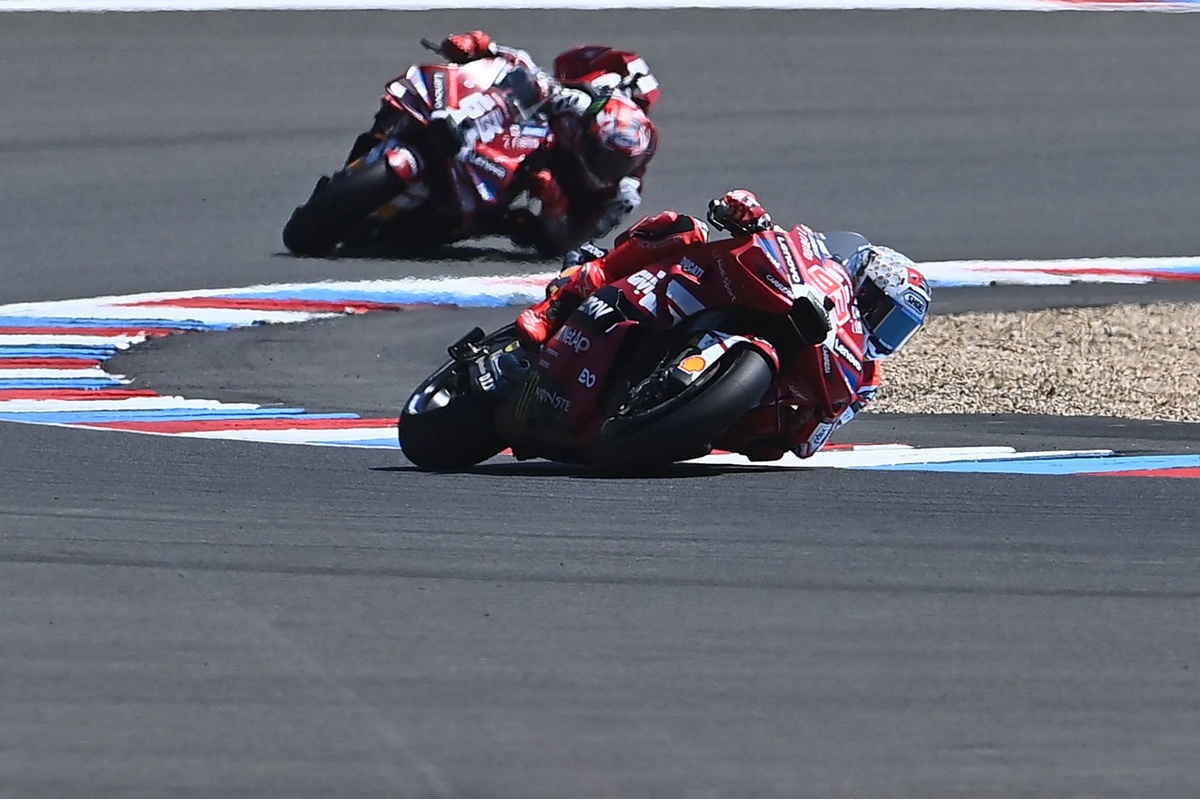 Marquez defeats Bagnaia for second straight win at MotoGP Czech GP