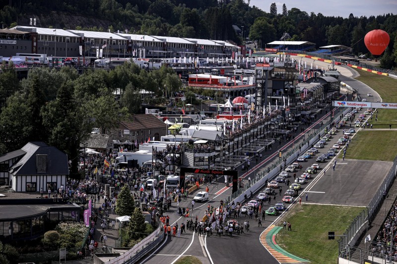 Spa 24 Hours Grid Shaken Up: 10 Cars Hit by Penalties