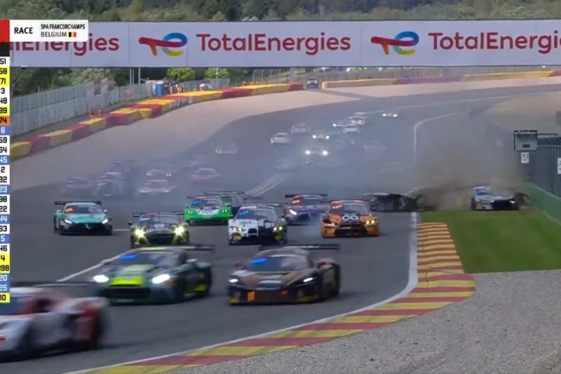 First-Lap Collision Fells Five Competitors at the Spa 24 Hours