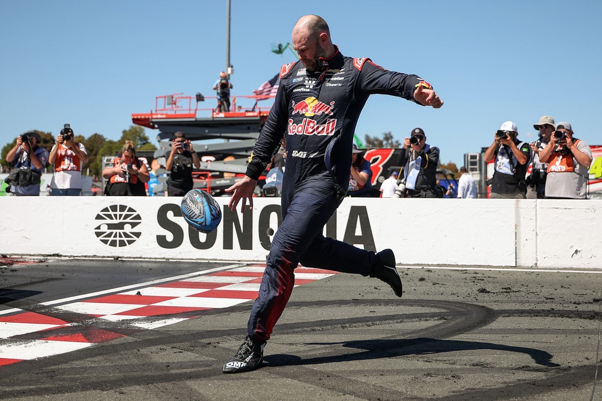 Shane Van Gisbergen battles hard to secure his latest Cup road course win.