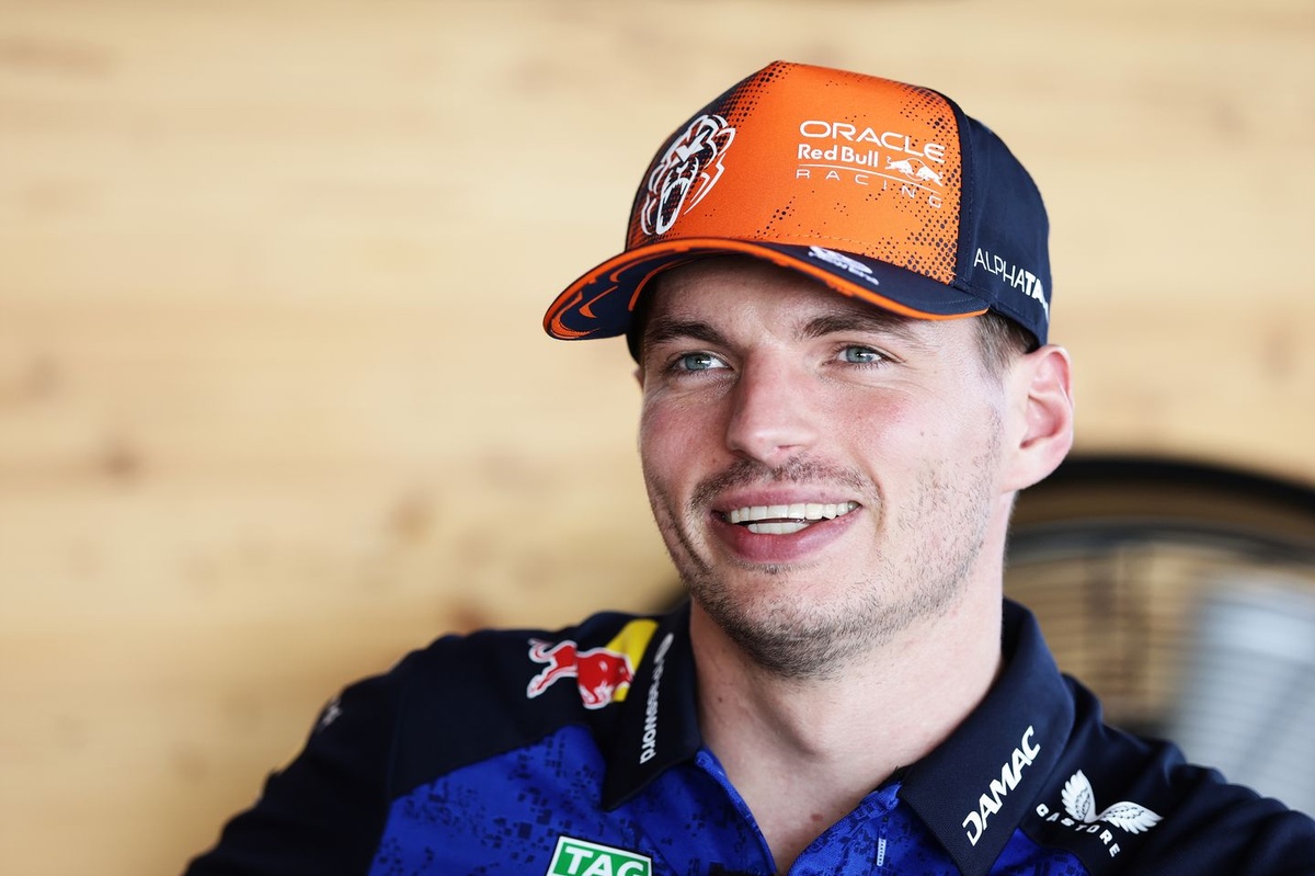 Max Verstappen’s Hilarious Reaction During Silverstone F1 Simulator Runs Explained