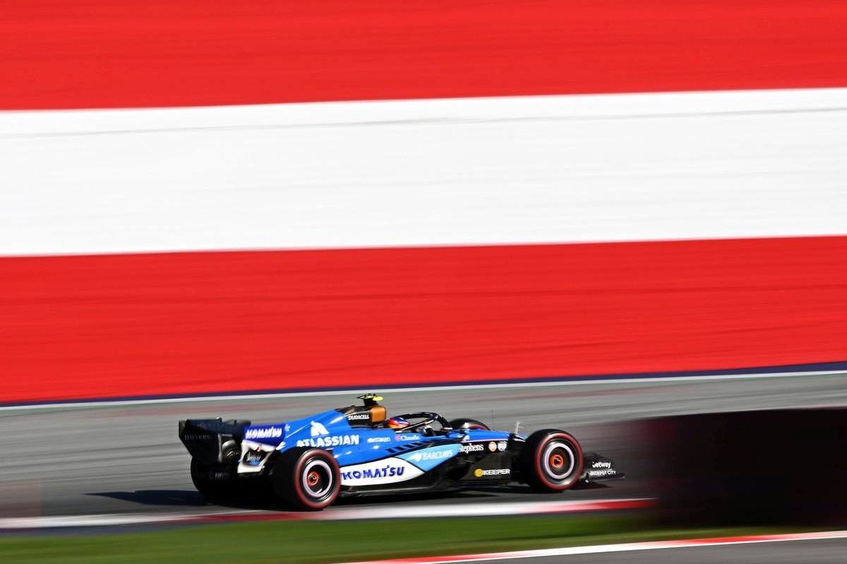Carlos Sainz Calls Williams: “No Reliability, No Pace – No Point‑Scoring Car”