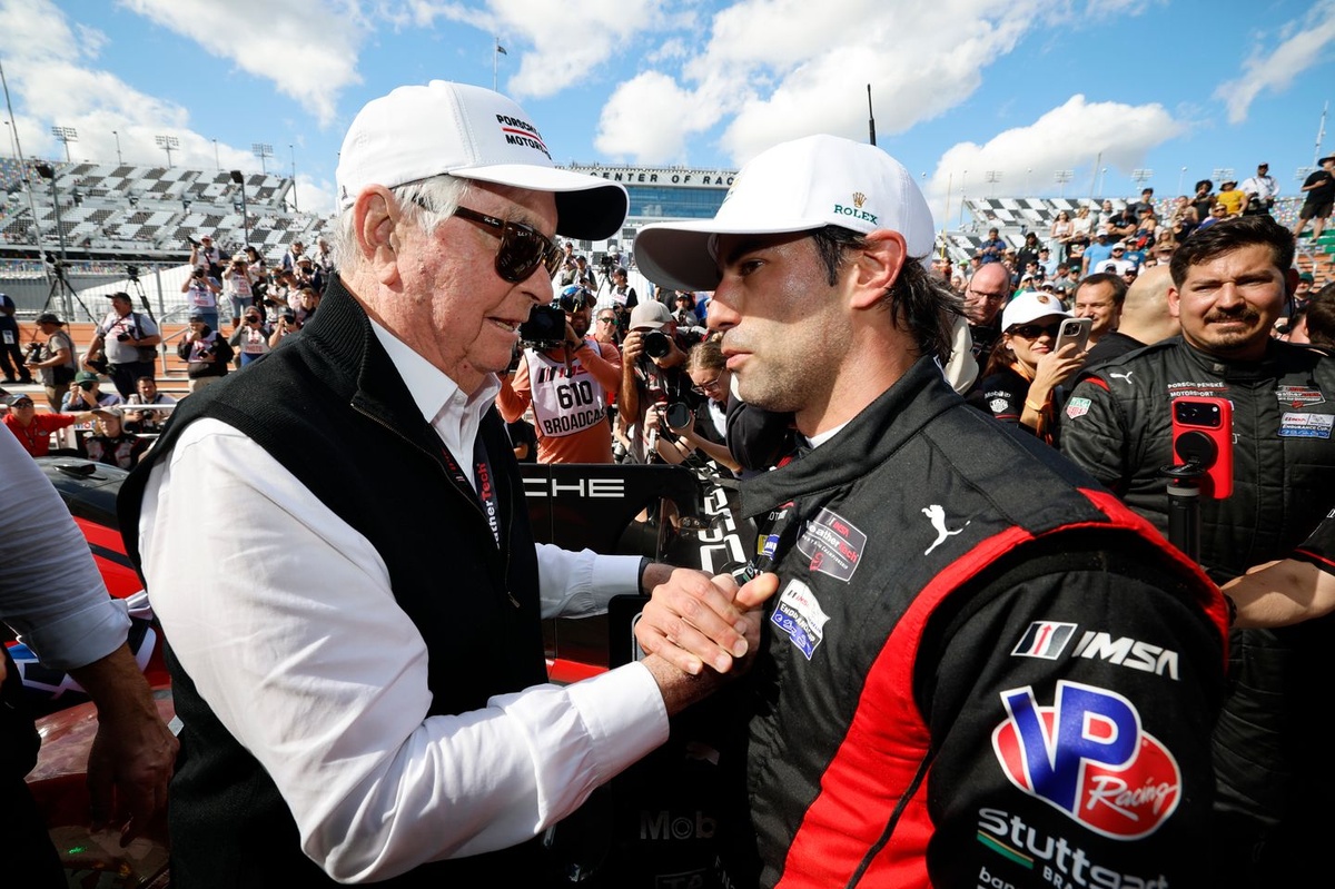 Felipe Nasr Keeps Pushing Roger Penske for the IndyCar Seat