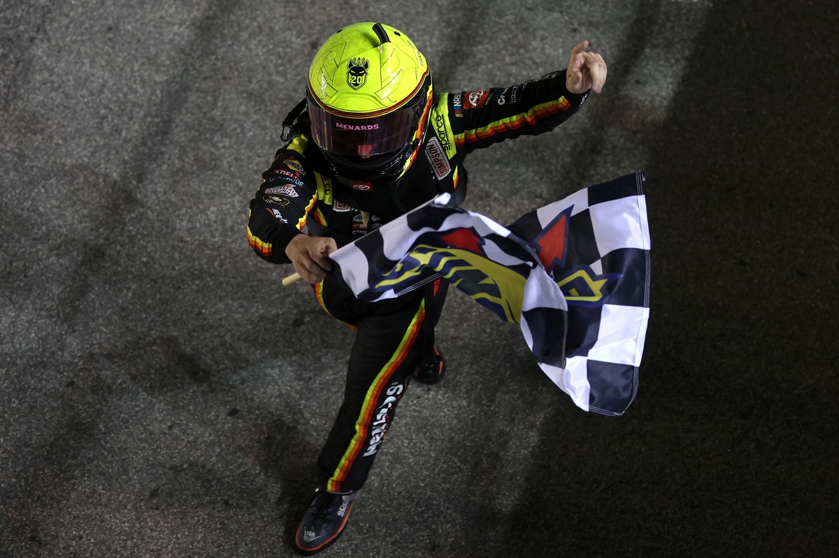 Brandon Jones Beats Chase Elliott in O’Reilly Overtime, Claims Chicagoland Win