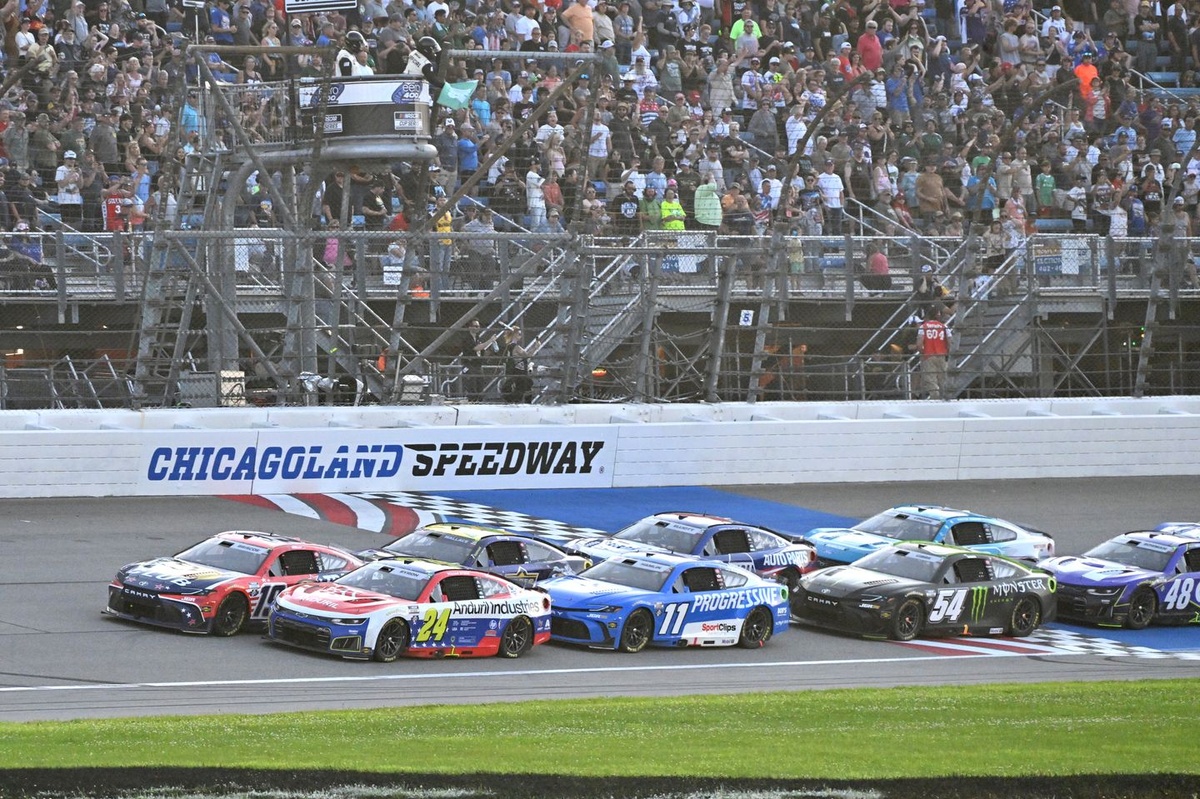 NASCAR Chase Showdown: Who Are the Biggest Favorites This Season?