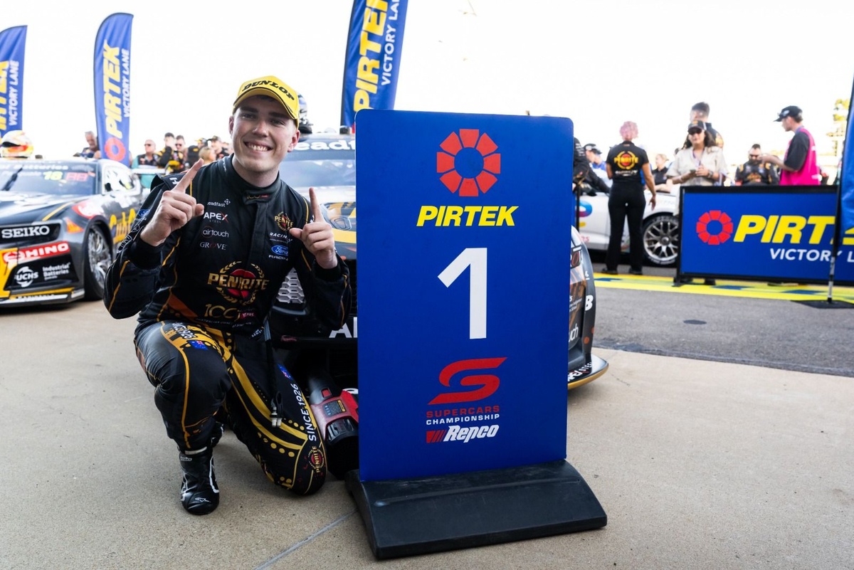 Matt Payne Blazes to Victory in Supercars Townsville Race 2