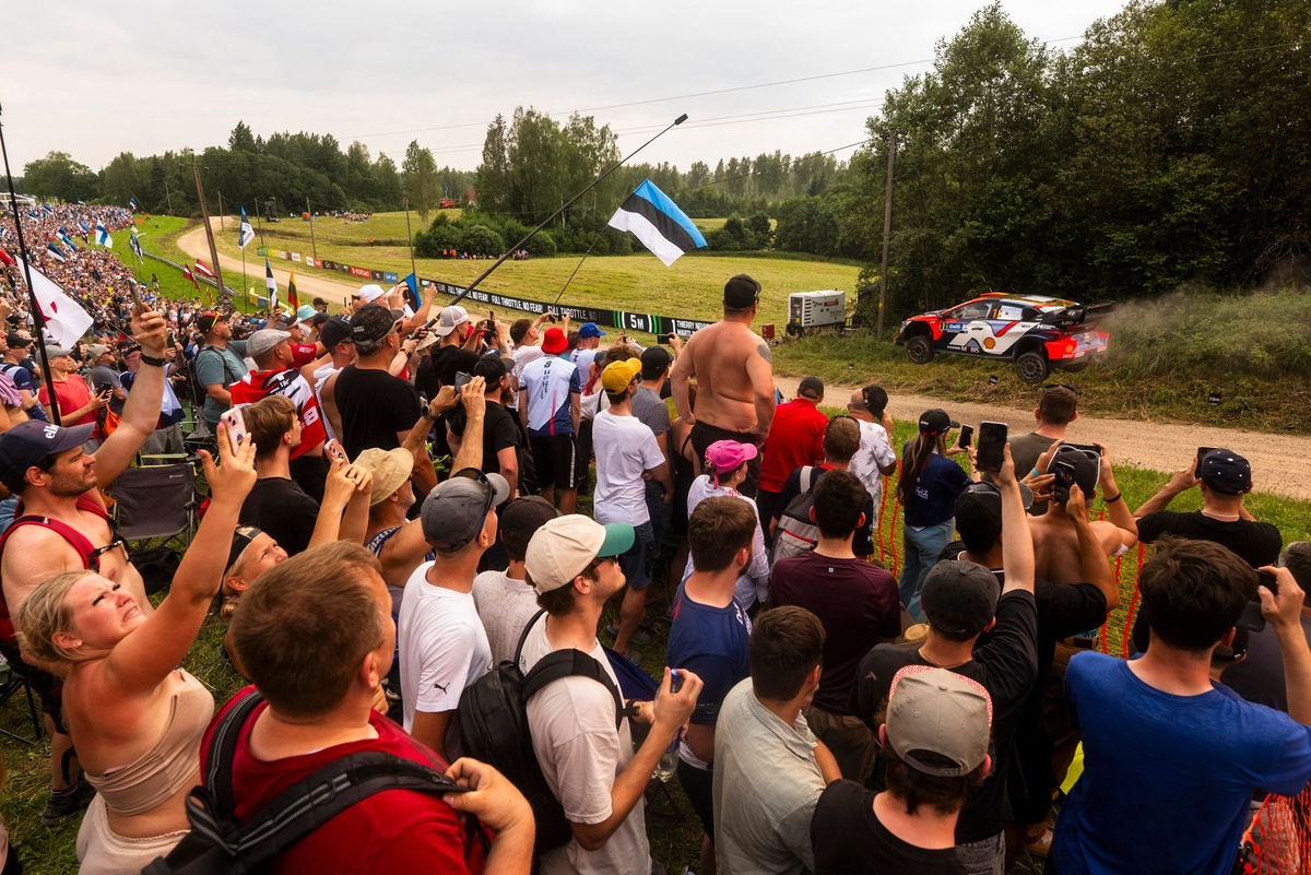 Thierry Neuville Hails Estonia’s New Condensed WRC Format as a Smart Move