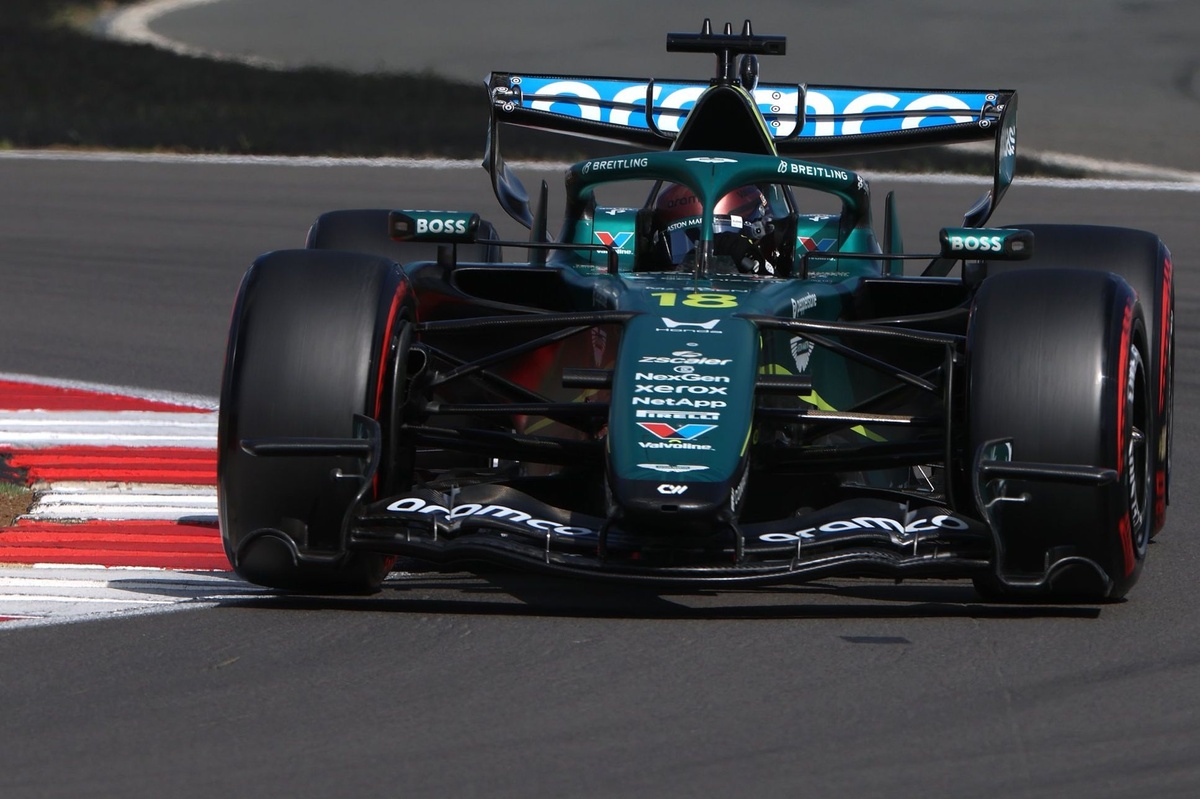 Former F1 Presenter Calls Aston Martin’s “Red Flag” as the Team Faces Performance Struggles