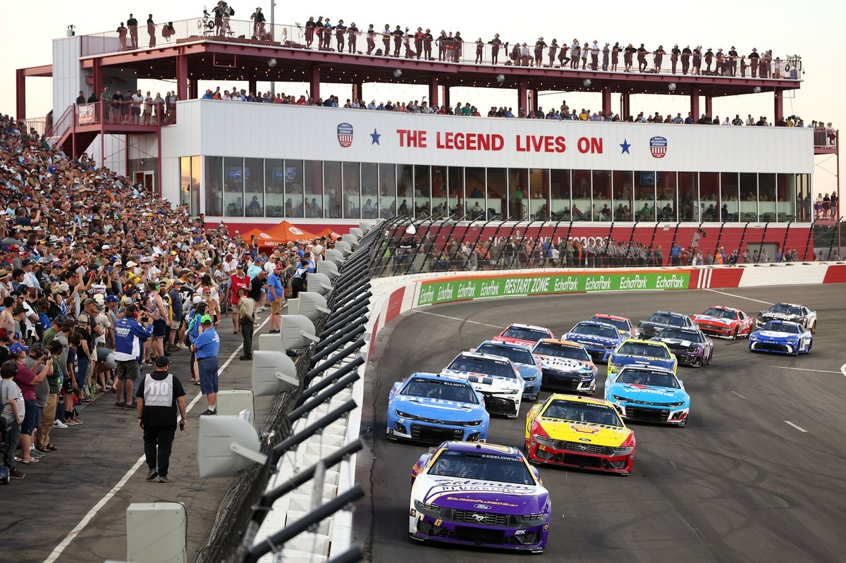 NASCAR at North Wilkesboro: Weekend Schedule, Start Times & TV Viewing Guide