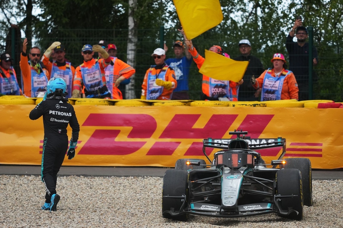 George Russell misses F1 Belgian GP after Lewis Hamilton collision