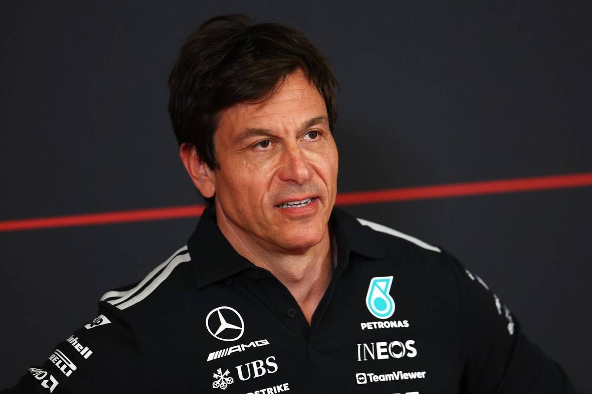 David Coulthard praises Toto Wolff's leadership amid Mercedes pressure