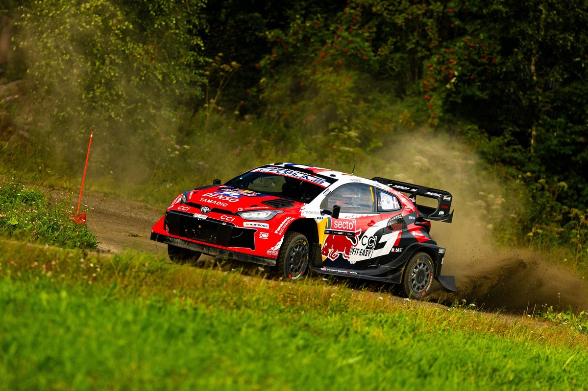 WRC Finland: Ogier Leads as Torrential Rain Breaks the Order