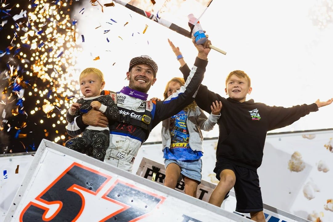 Kyle Larson Set to Lock in Knoxville Nationals, Even Without Racing