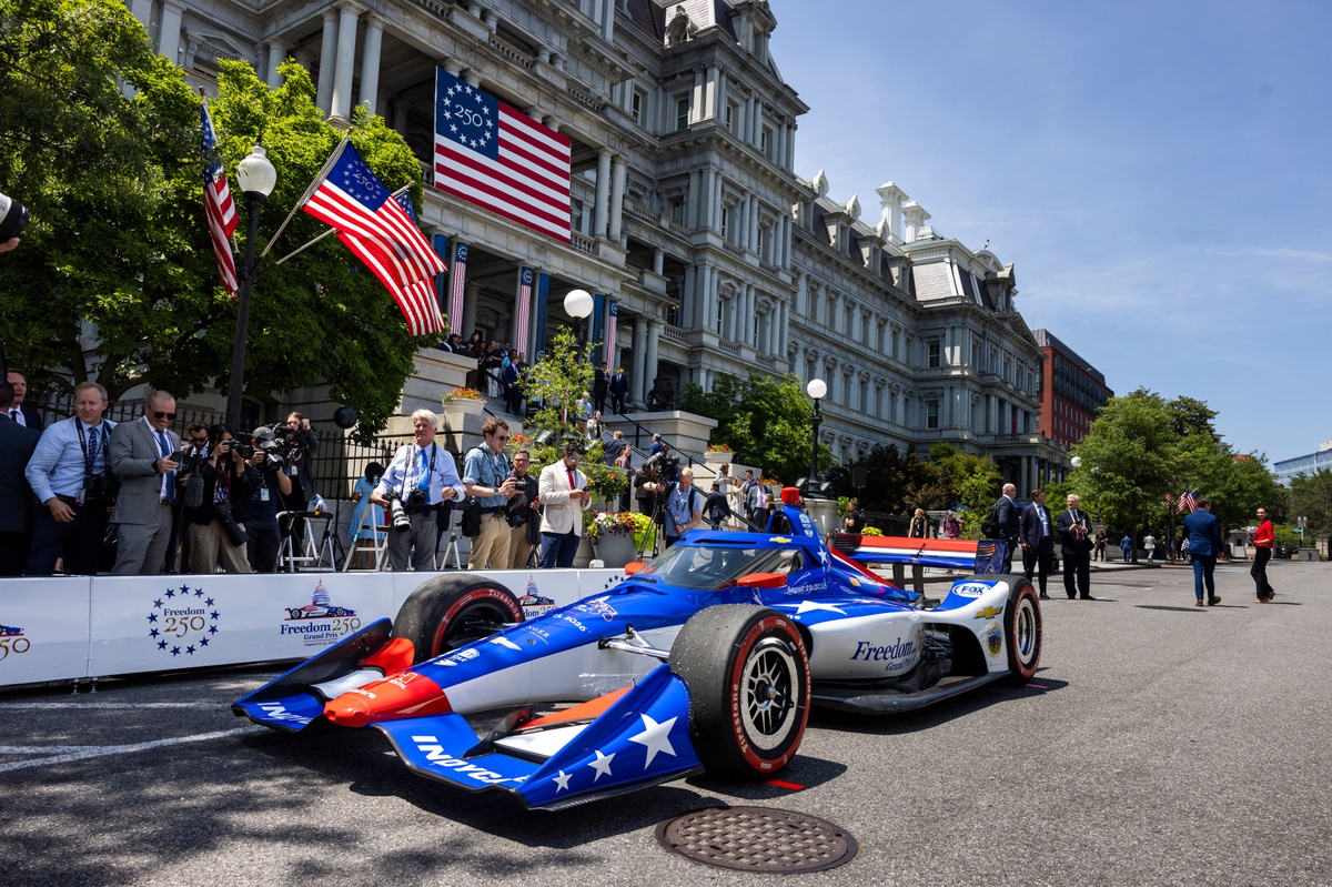 FAA Suspends Flights at D.C.’s Key Airport Until IndyCar Race Begins