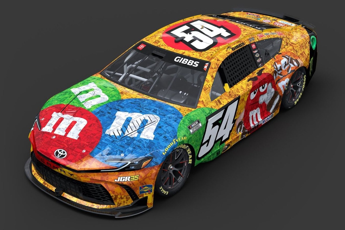 M&Ms Returns to NASCAR With Special Kyle Busch Tribute Scheme at Bristol