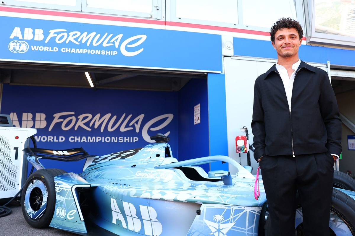 F1 Drivers “Drool” Over Formula E’s Gen4 Car—The Future of Racing