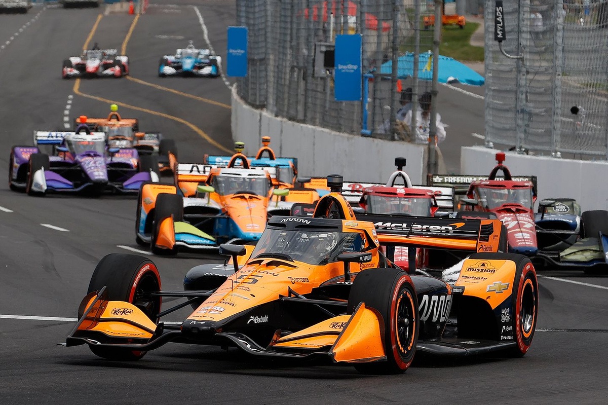 Pato O’Ward rises from 23rd to 5th amid heart‑stopping Markham mayhem.