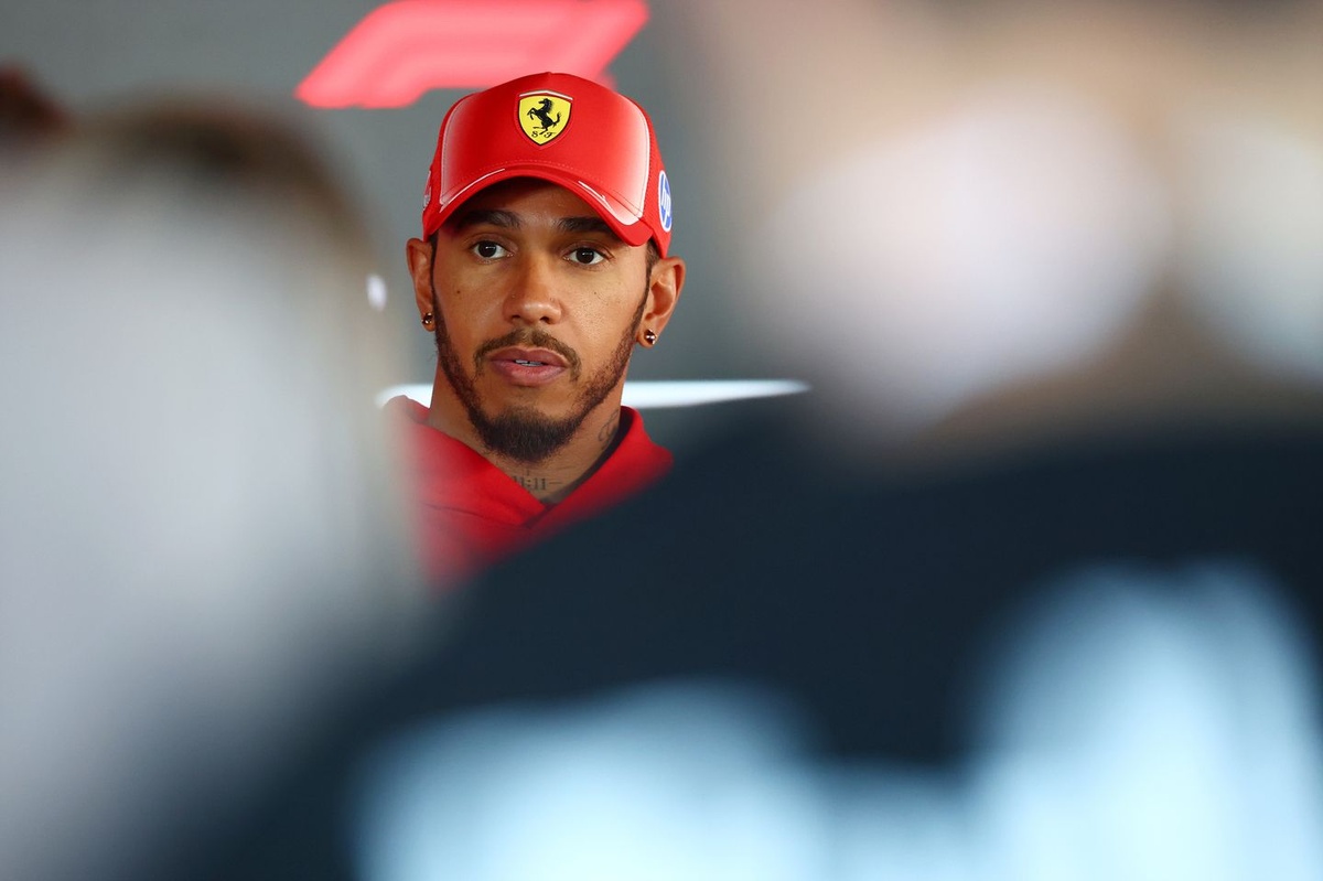 Former F1 Legend Blames Hamilton & Ferrari for “Pretty Sloppy” Errors