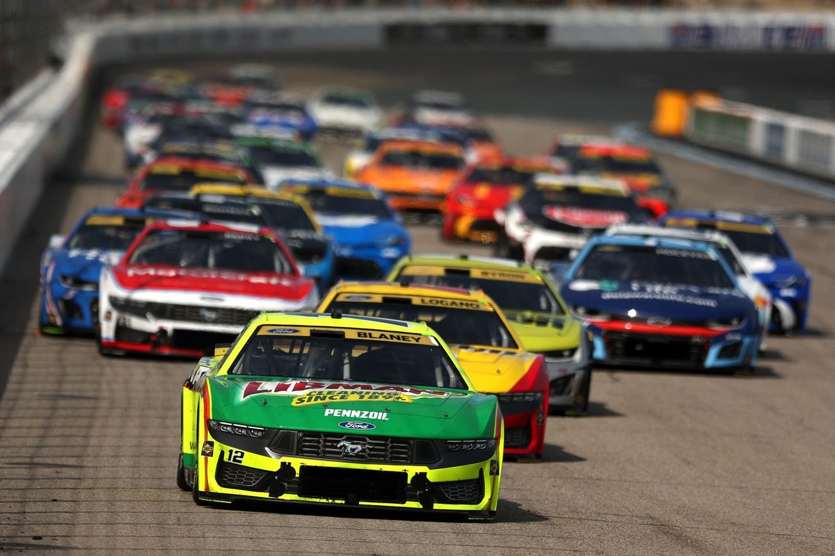 NASCAR shifts start earlier for New Hampshire Cup race amid weather threat