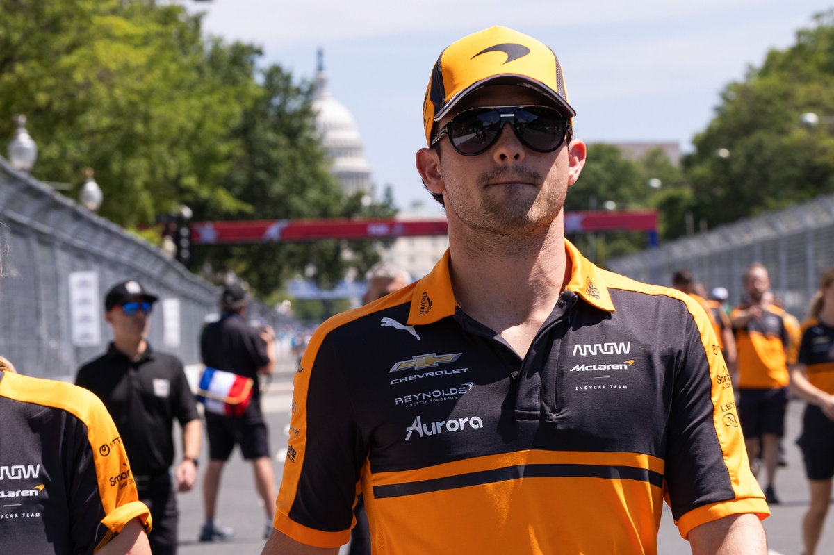Pato O’Ward Prepares for “Street‑Fight” at Freedom 250 After Rough Practice