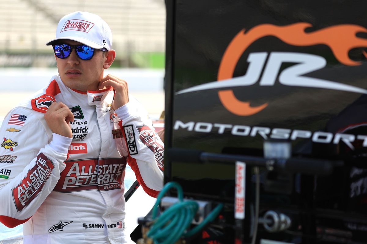 Sammy Smith "moving on" from JR Motorsports after 2026 season