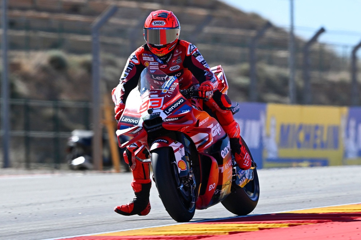 Marc Marquez Dominates Sprint at MotoGP Aragon, Bezzecchi Claims Third Place