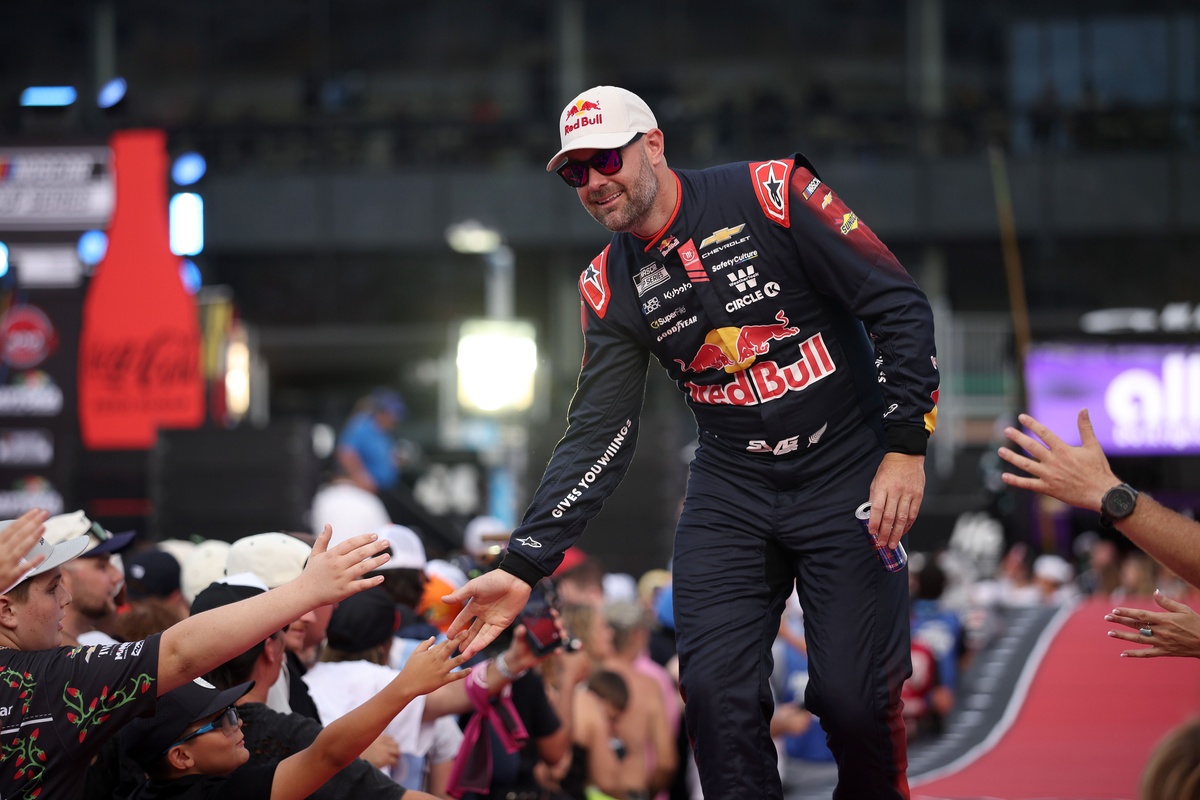 Ryan Preece praises SVG as one "hell of a race car driver" after ousting him from Chase