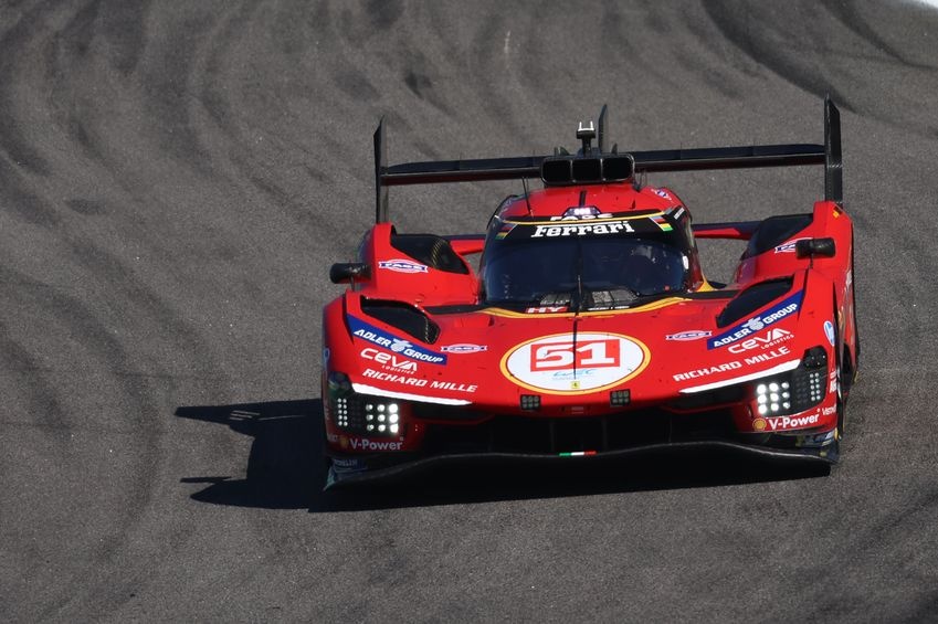 Ferrari dominates Austin FP1, Giovinazzi beats Fuoco